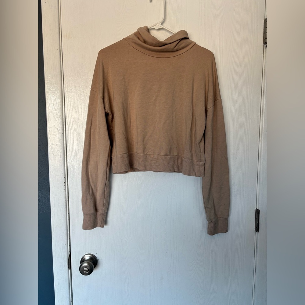 Tan Beyond Yoga Long Sleeve Mock neck crop Top